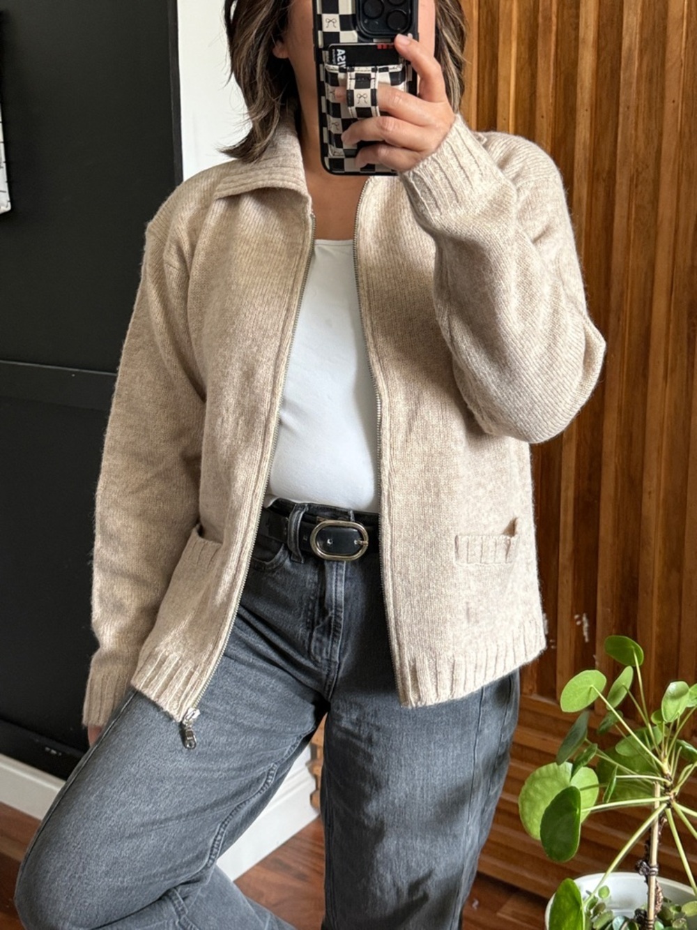 Vintage Reality check 100% Shetland wool zip Front Sweater. S